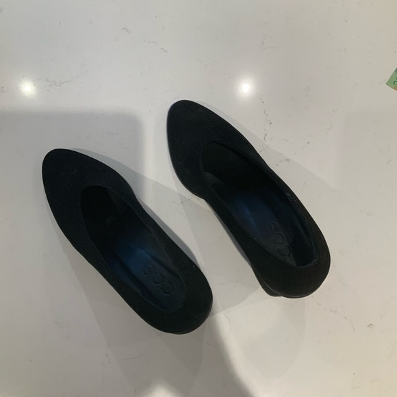 Ladies pumps - Picture 3 of 3